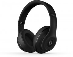 The Beats by Dr Dre Studio Wireless, by Beats By Dre