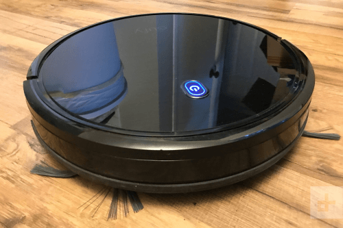 Picture 1 of the eufy RoboVac 11S.