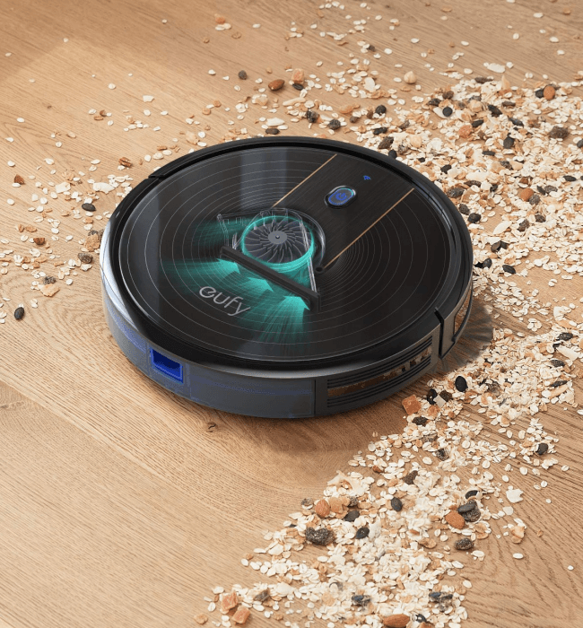 Picture 2 of the eufy RoboVac 15C.