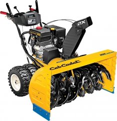 The Cub Cadet 945 SWE, by Cub Cadet