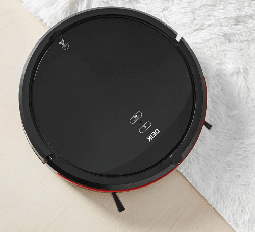 Picture 2 of the Deik Robot Vacuum.