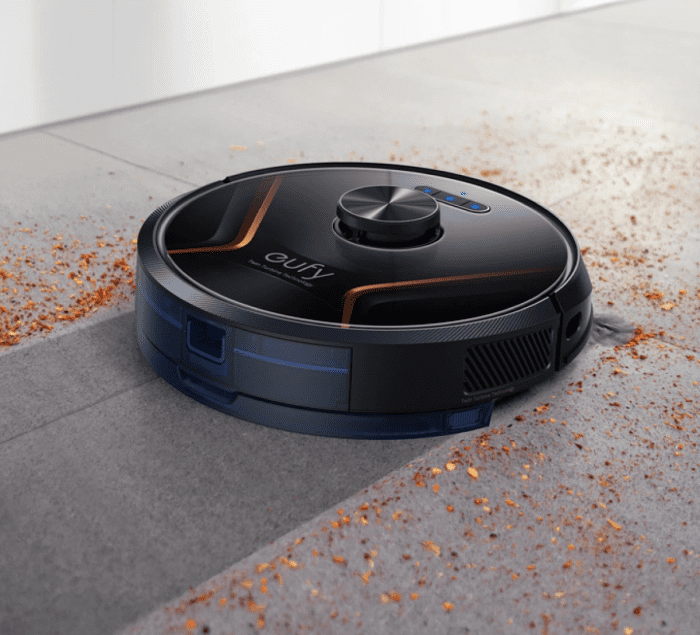 Picture 1 of the Eufy Robovac X8 Hybrid.