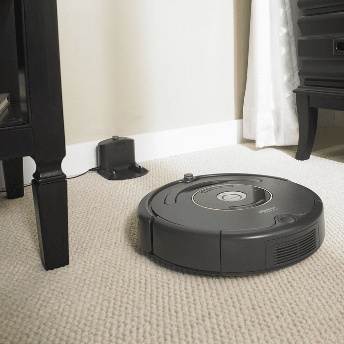 Picture 1 of the iRobot Roomba 650.