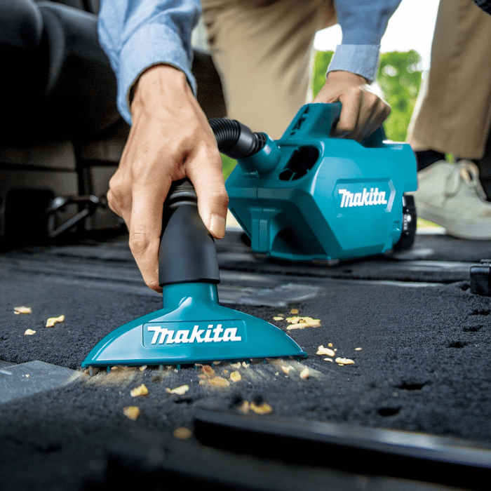Picture 2 of the Makita DCL184Z.
