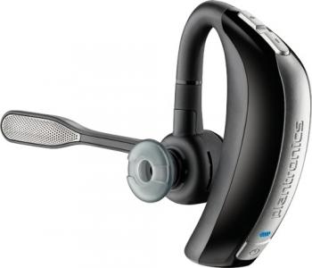 Picture 2 of the Plantronics Voyager PRO Plus.