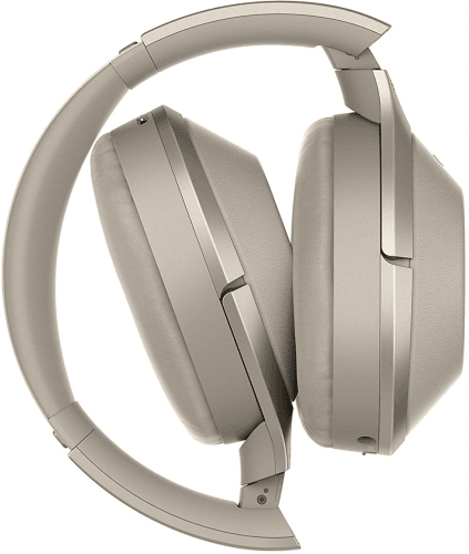 Picture 3 of the Sony MDR-1000X.