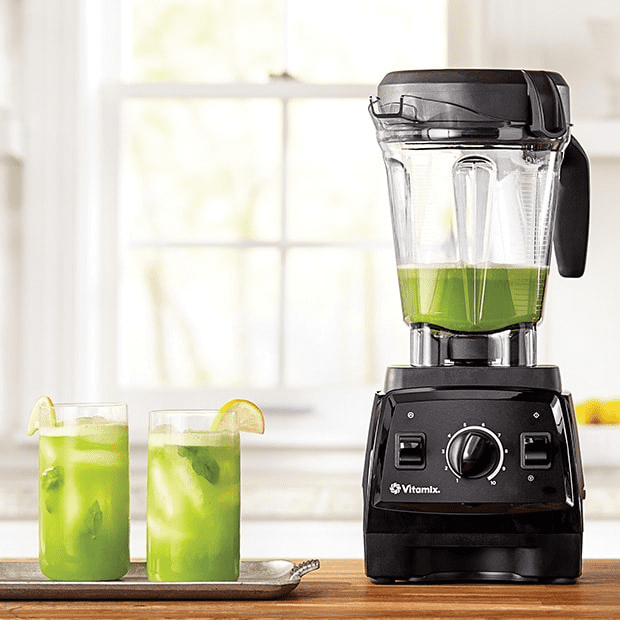 Picture 2 of the Vitamix 7500.